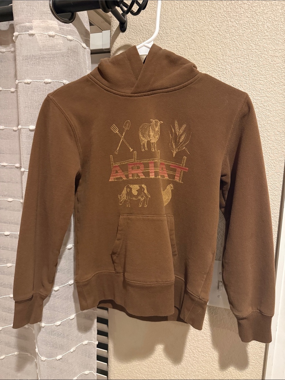 Girl’s Ariat Apparel Misclassified in Home Category